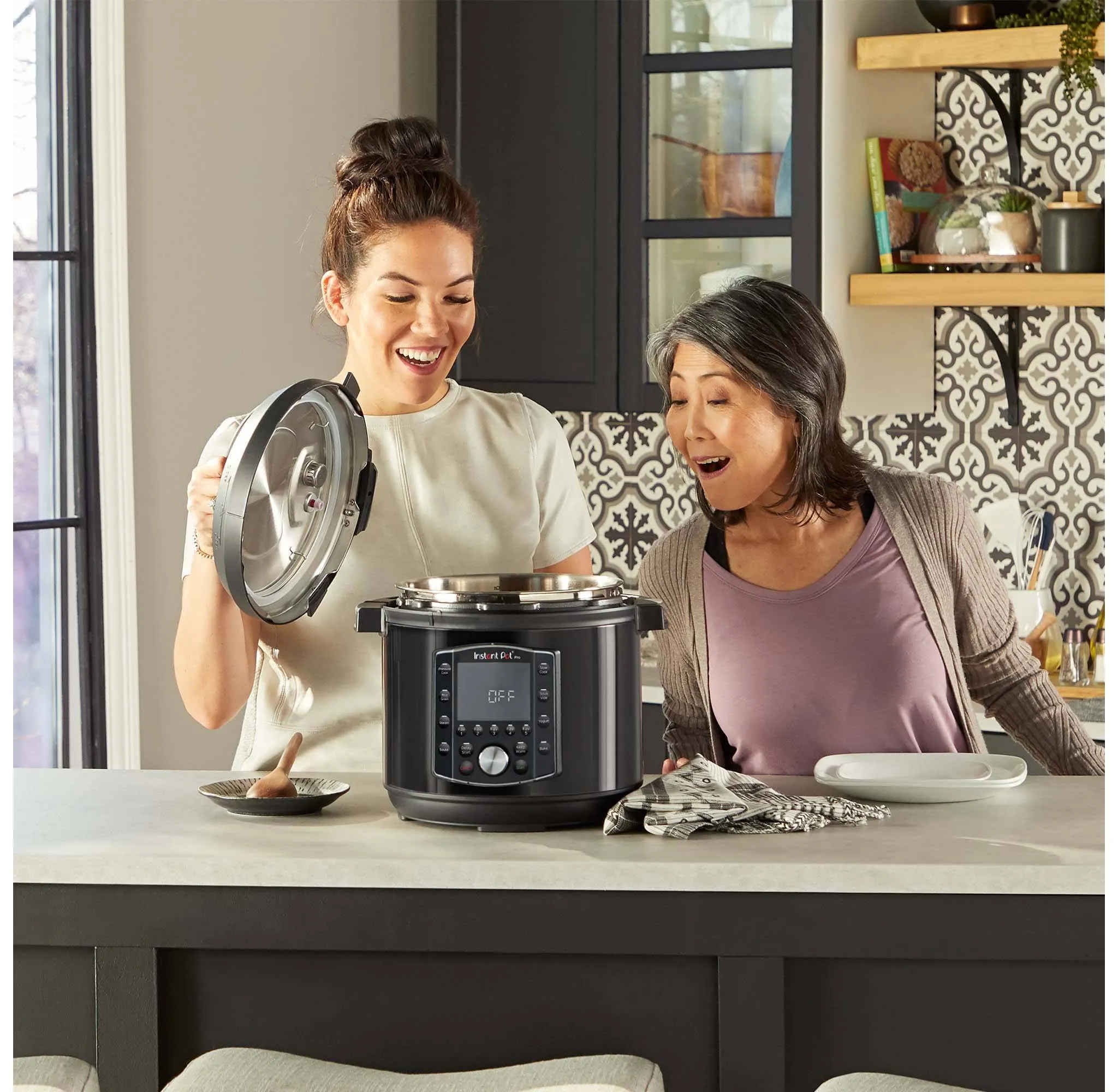 Pro 6 qt 10-in-1 Slow Cooker/Pressure Cooker - Image 3