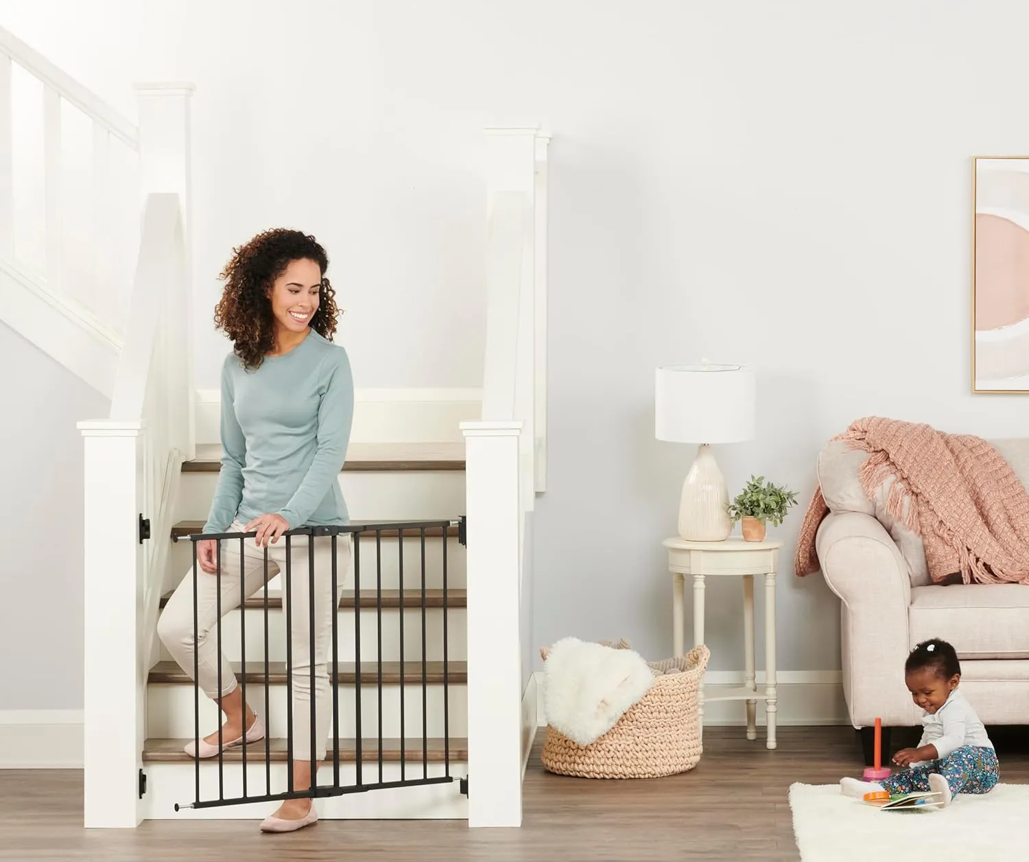 Regalo 2-in-1 Extra Wide Stairway and Hallway Walk Through Baby Safety Gate - Image 3
