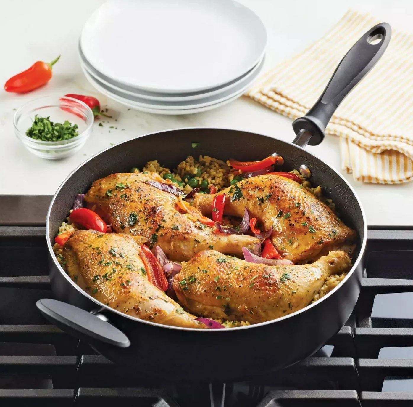 Reliance 6-Quart Covered Sauté Pan with Helper Handle - Black - Image 3