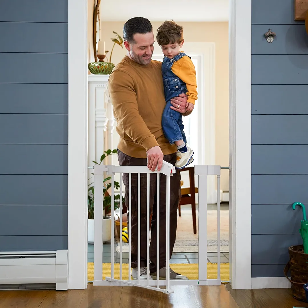 Pressure-Check Gate with SecureTech - White - Image 3