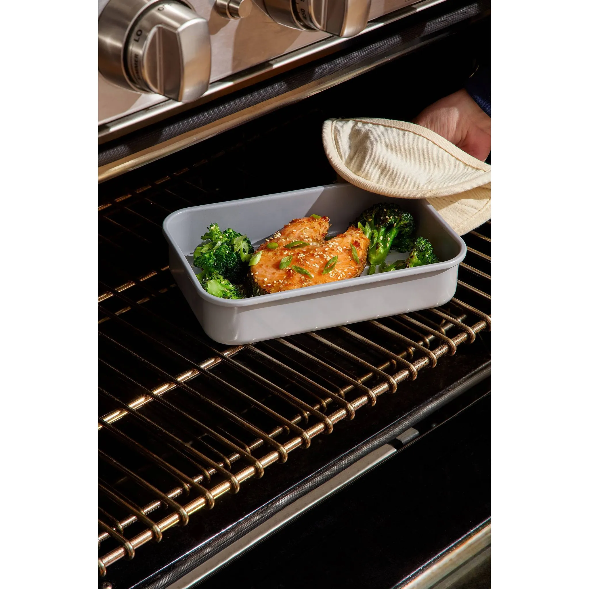 Small Rectangle Pan - Sage - Image 4
