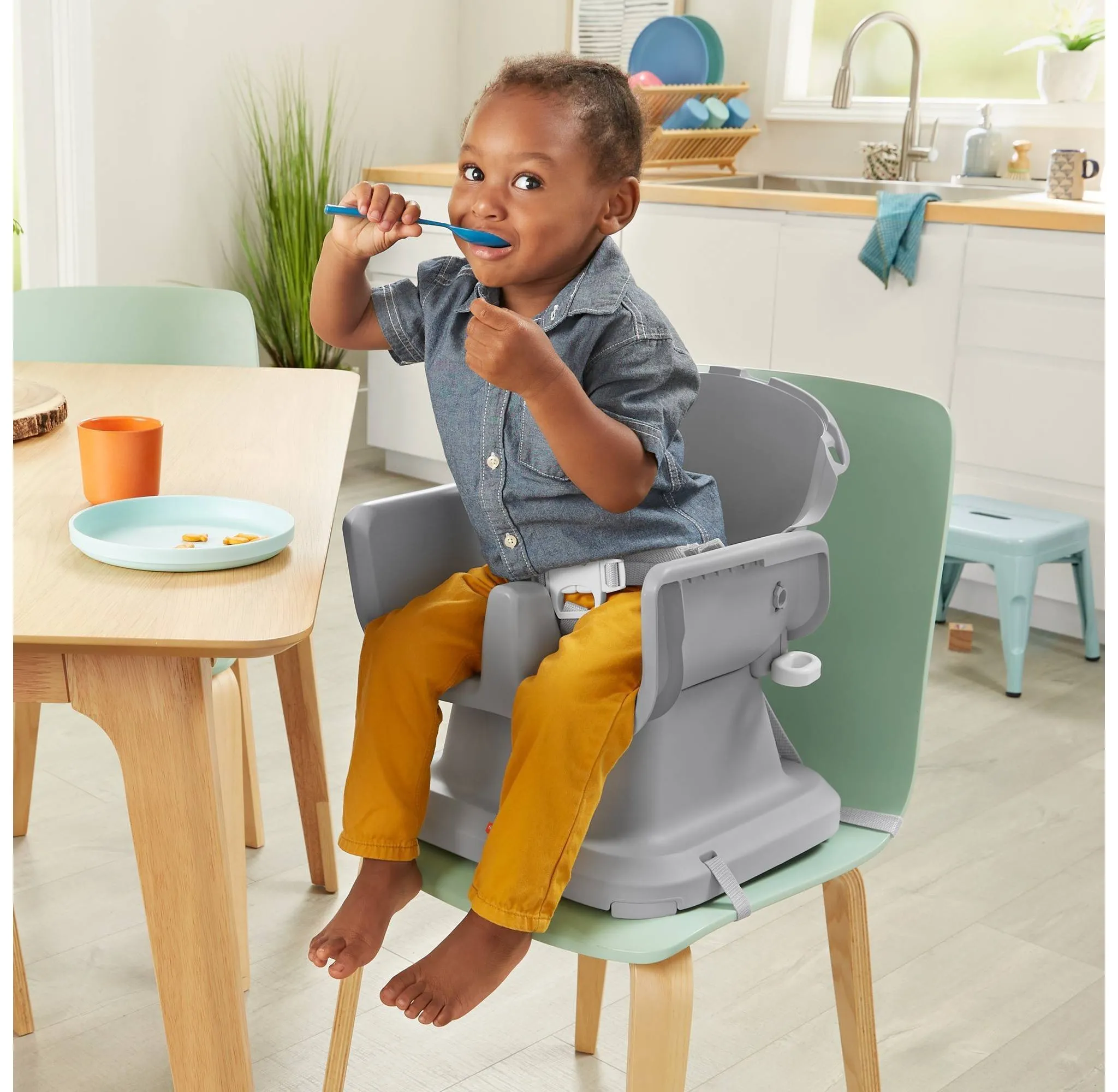 Spacesaver High Chair - Image 3