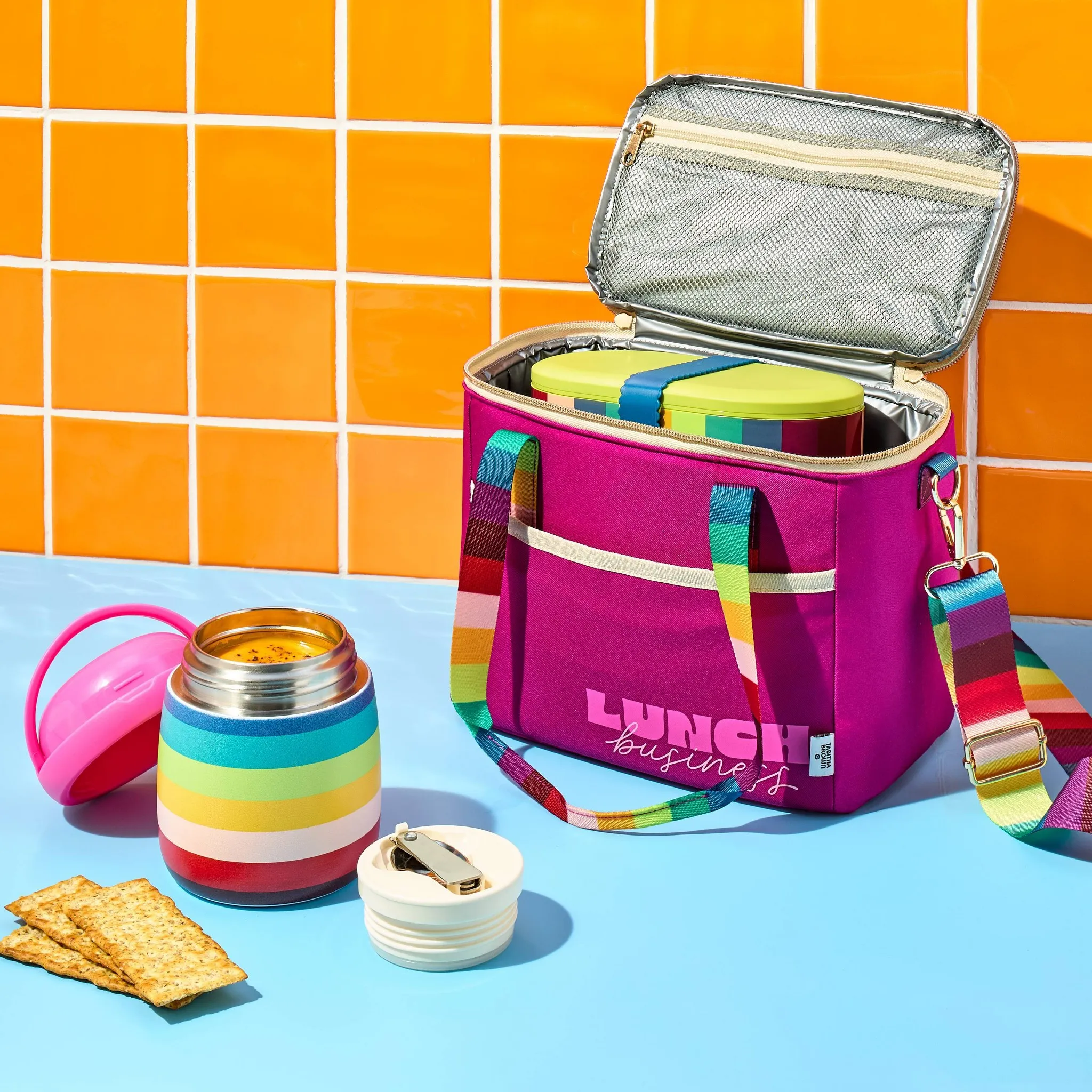 Stylish Lunch Tote - Pink - Image 3