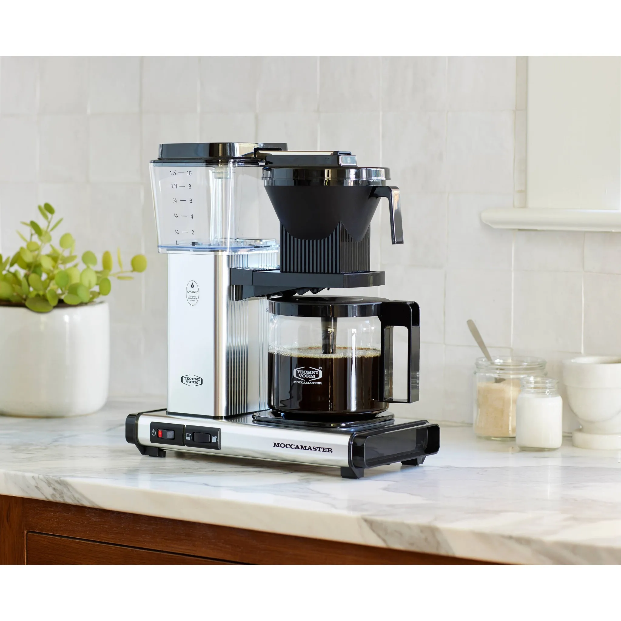 Technivorm Moccamaster KBGV Coffee Maker Polished Silver - Image 2