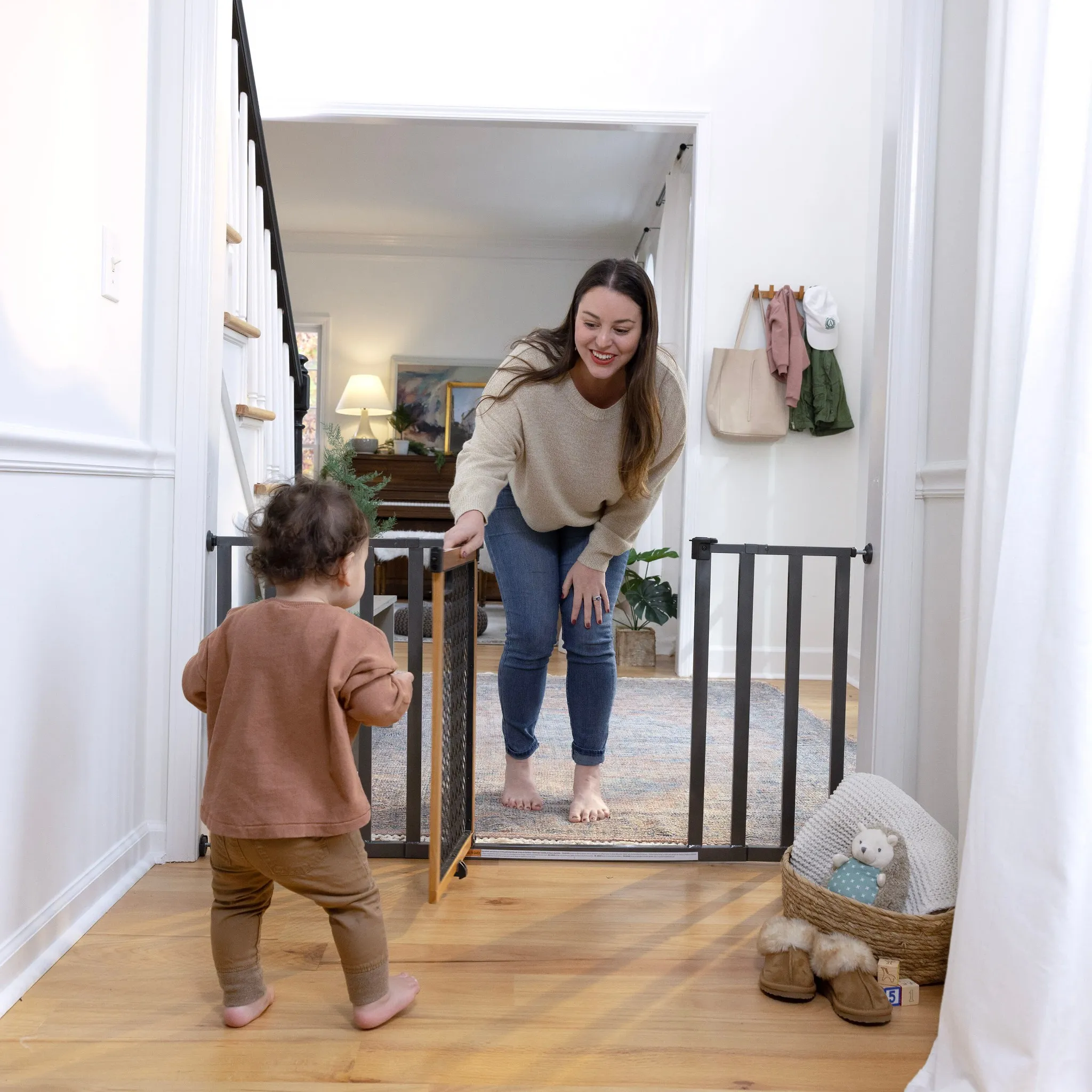 Thruway 60XW Series Extra Wide Safety Pet and Baby Gate - Image 7