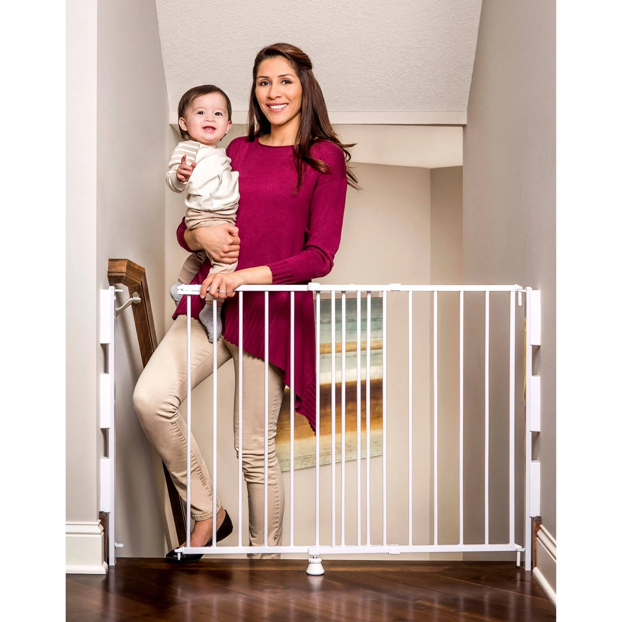 Top Of Stairs Metal Baby Gate - Image 5