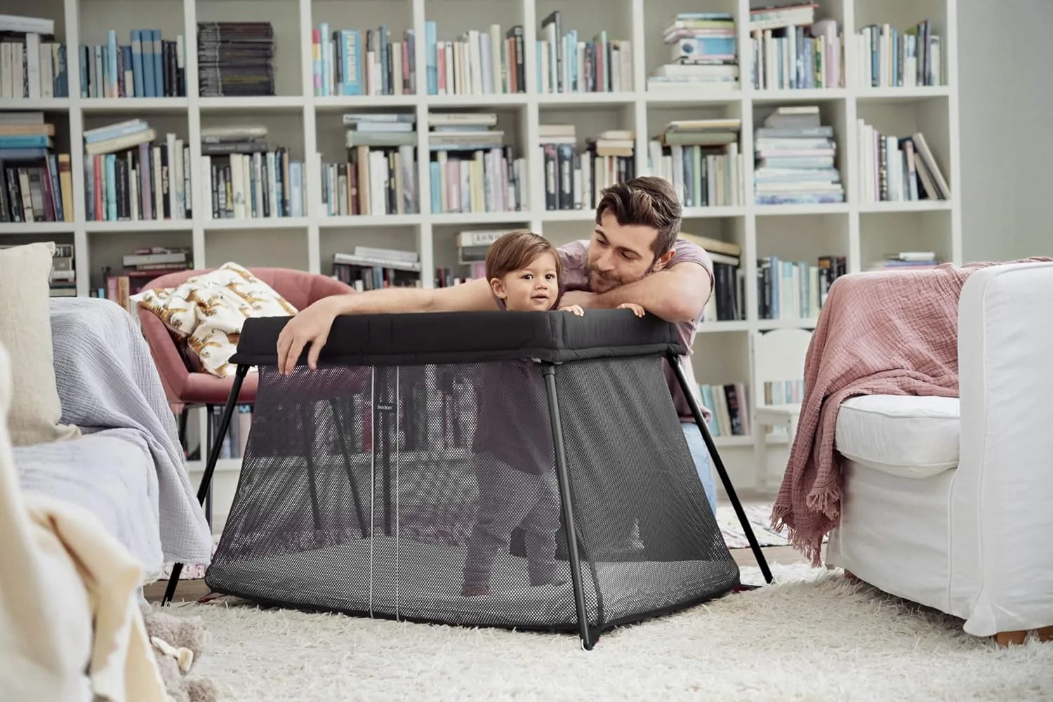 Travel Crib Light + Fitted Sheet Bundle Pack - Black - Image 3
