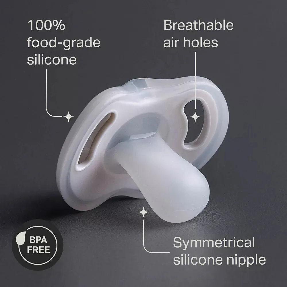 Ultra-Light Silicone Baby Pacifier 0-6m - 4 Pack - Image 2