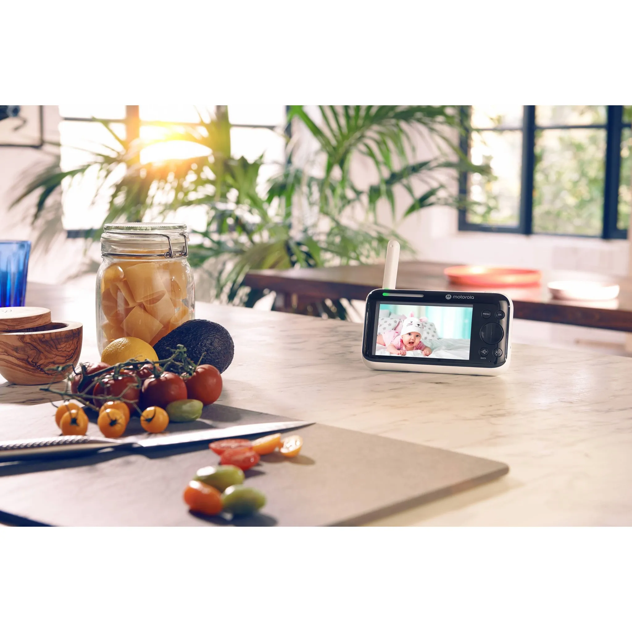 Video Baby Monitor - 5 Inch - Image 2