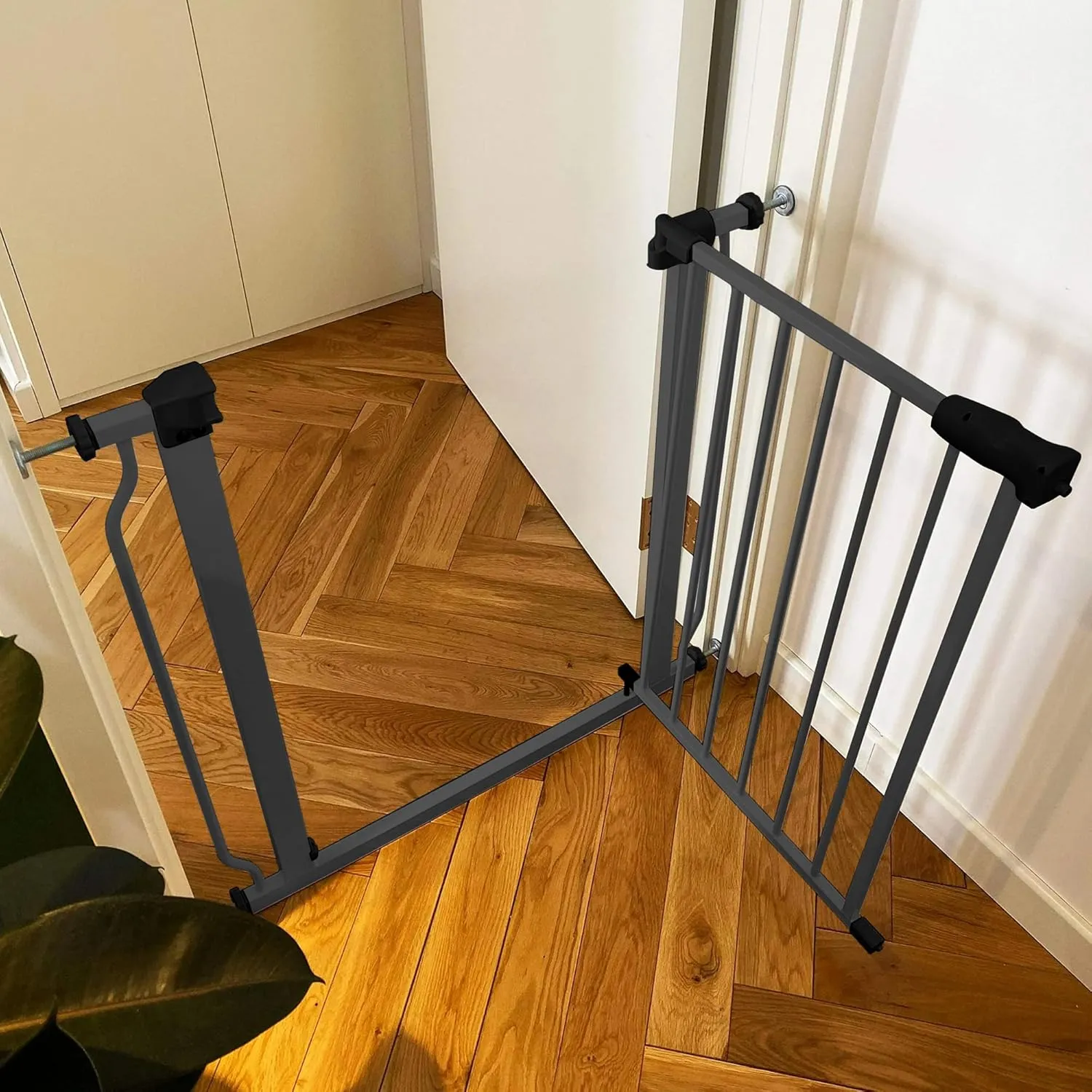 Walk-Thru Baby and Pet Safety Gate - Graphite - Image 4