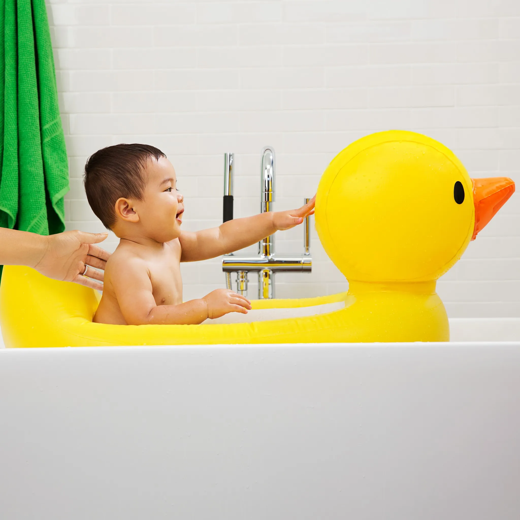 Inflatable Duck Safety Baby Bath Tub - Image 5